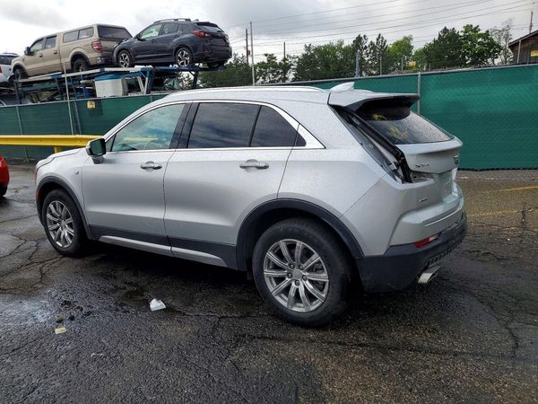 2022 CADILLAC XT4 Premium Luxury