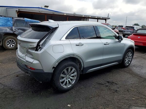 2022 CADILLAC XT4 Premium Luxury