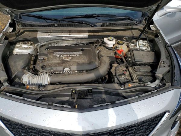 2022 CADILLAC XT4 Premium Luxury