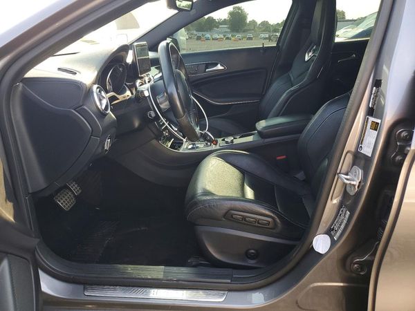 2016 MERCEDES-BENZ GLA