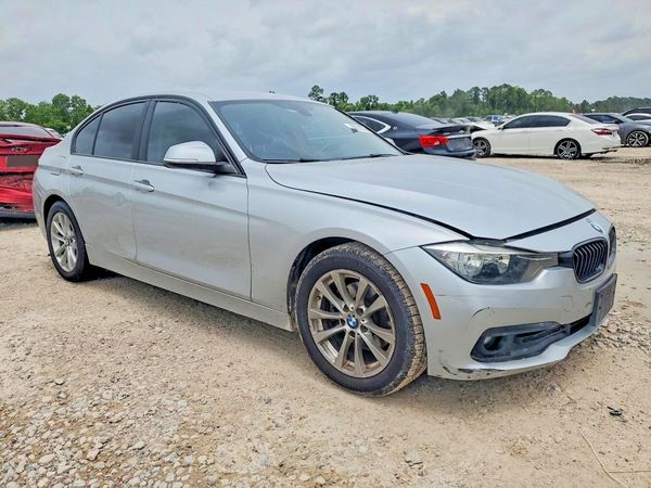 2017 BMW 320