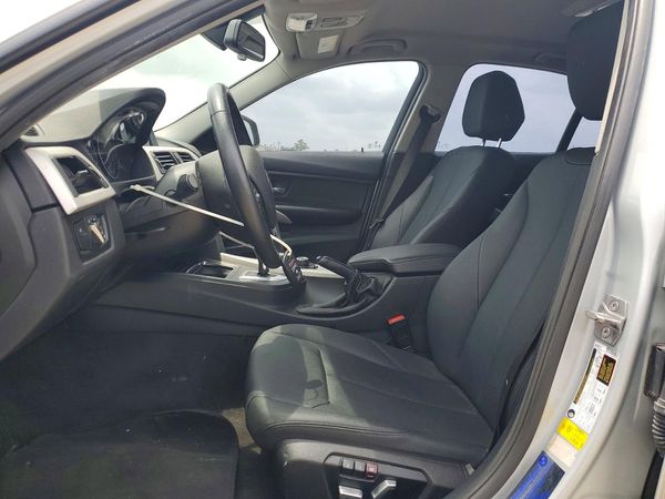 2017 BMW 320