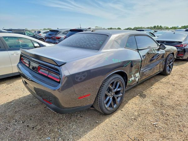 2023 DODGE CHALLENGER SXT