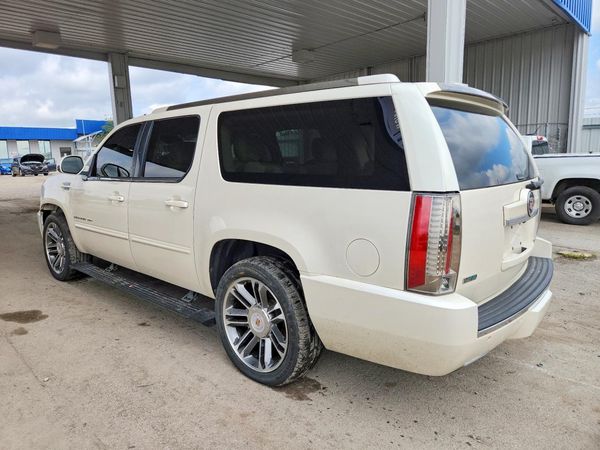 2012 CADILLAC ESCALADE ESV Premium