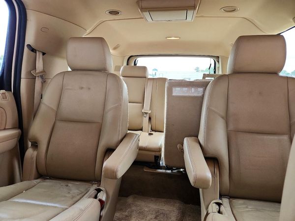 2012 CADILLAC ESCALADE ESV Premium