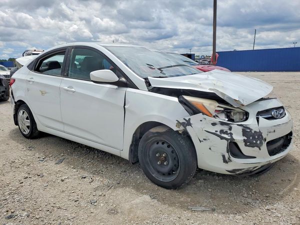 2016 HYUNDAI ACCENT