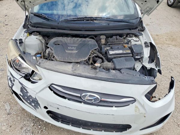 2016 HYUNDAI ACCENT