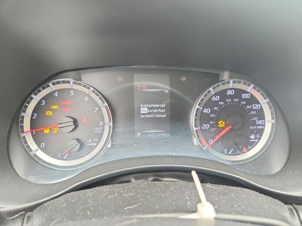 2020 TOYOTA HIGHLANDER LE