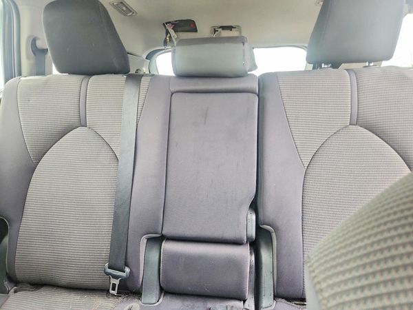 2020 TOYOTA HIGHLANDER LE