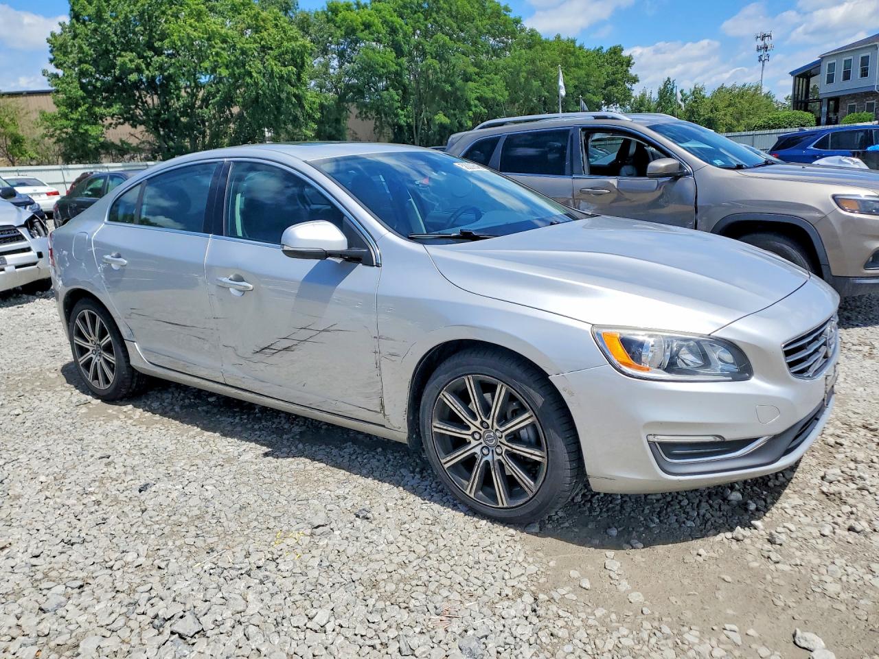 2017 VOLVO S60 Inscription