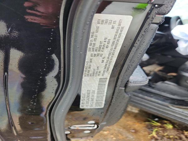 2024 JEEP GRAND CHEROKEE L LAREDO 4X2