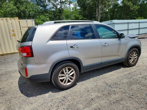 2014 KIA SORENTO Base/ LX