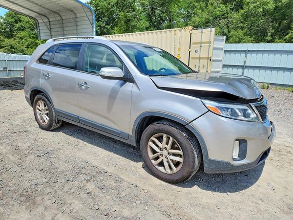 2014 KIA SORENTO Base/ LX