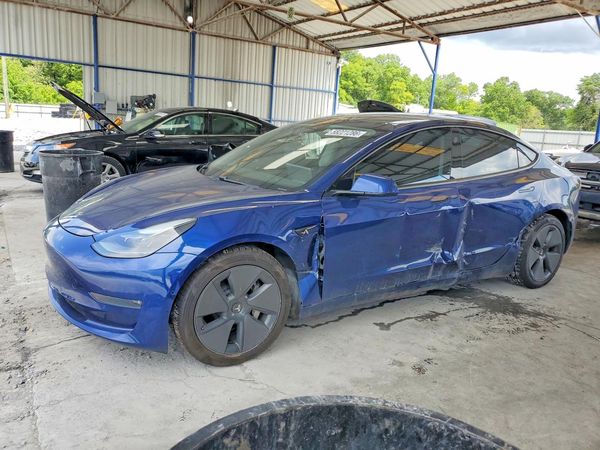 2021 TESLA MODEL 3