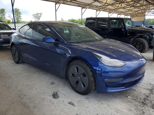2021 TESLA MODEL 3