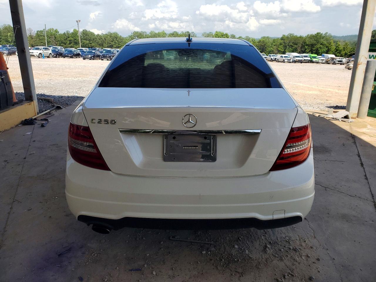 2014 MERCEDES-BENZ C C250