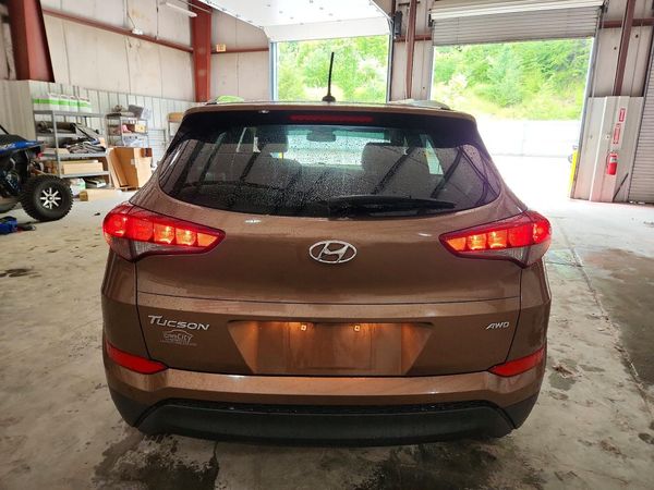 2017 HYUNDAI TUCSON