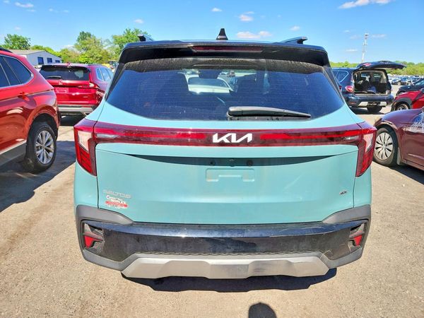 2025 KIA SELTOS S, X-Line