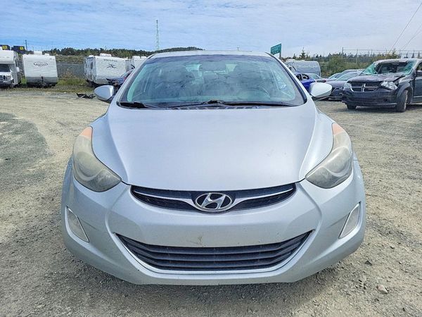 2013 HYUNDAI ELANTRA