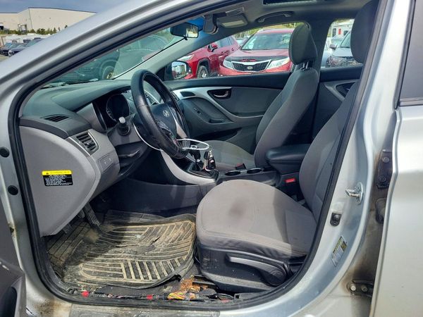 2013 HYUNDAI ELANTRA