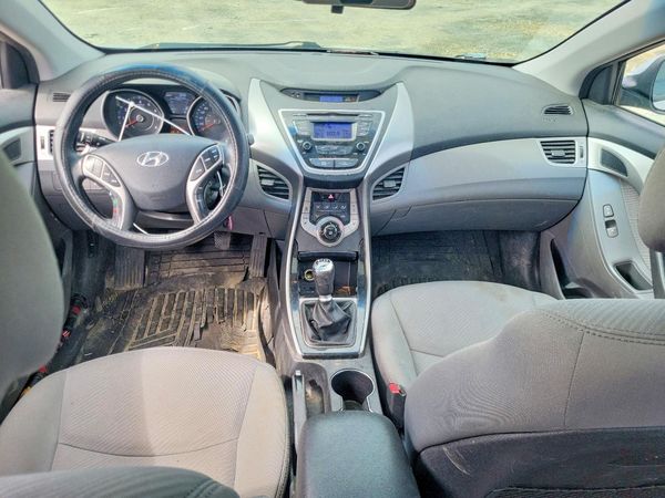 2013 HYUNDAI ELANTRA