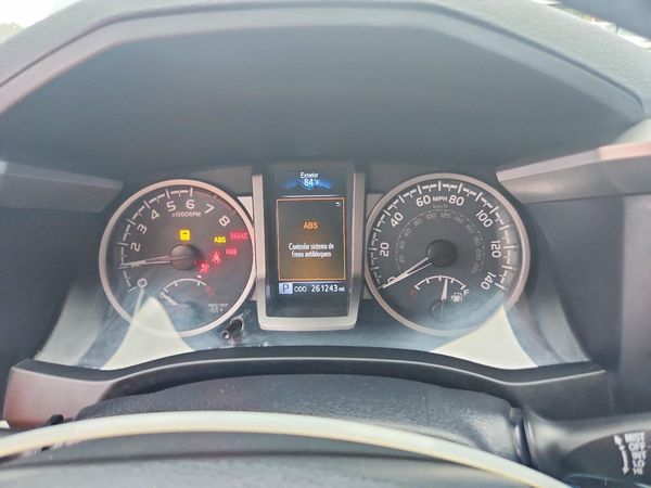 2016 TOYOTA TACOMA SR5/TRD Sport