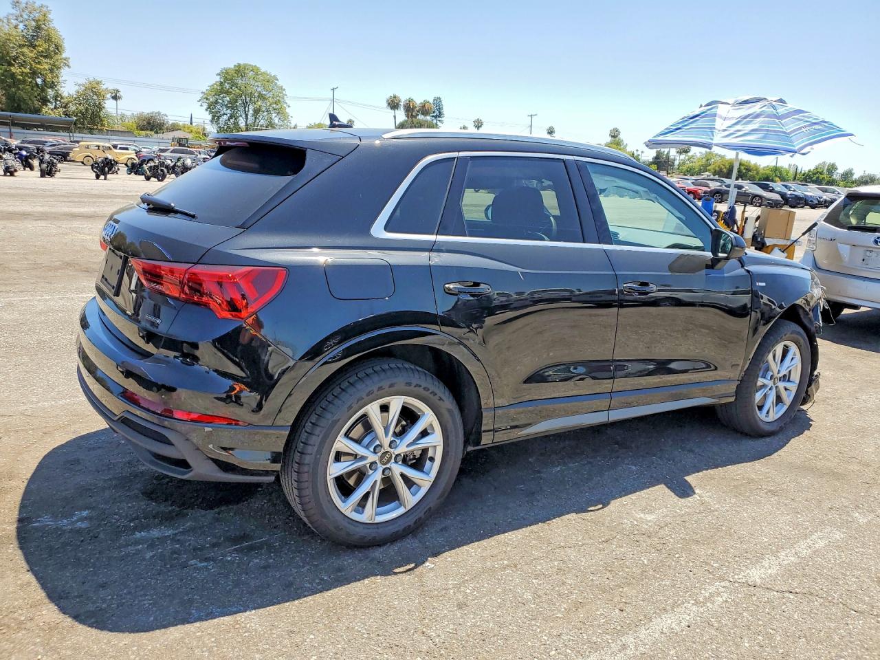 2025 AUDI Q3 S Line quattro Premium