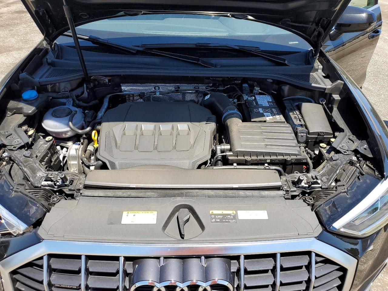 2025 AUDI Q3 S Line quattro Premium