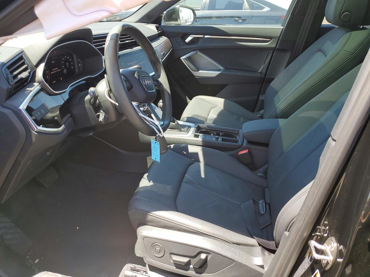 2025 AUDI Q3 S Line quattro Premium