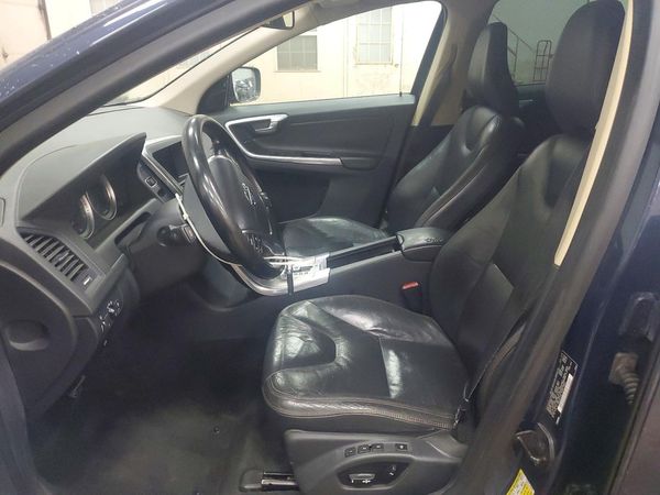 2012 VOLVO XC60