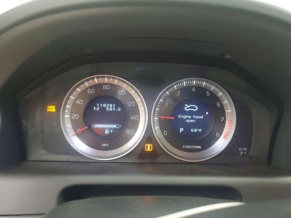 2012 VOLVO XC60