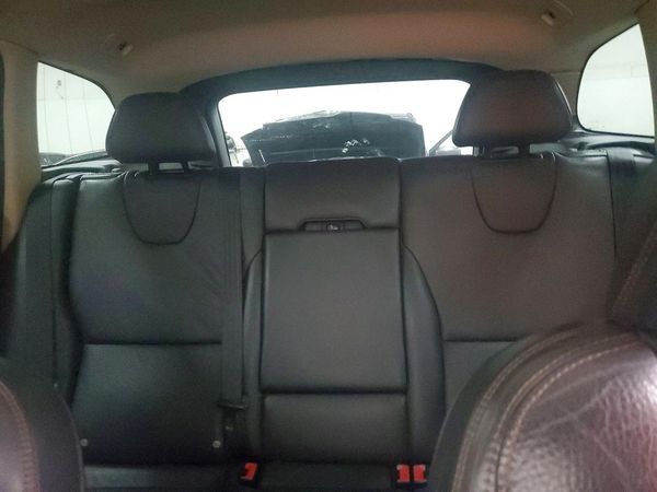 2012 VOLVO XC60