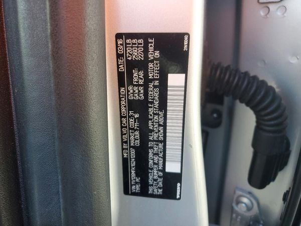2016 VOLVO S60