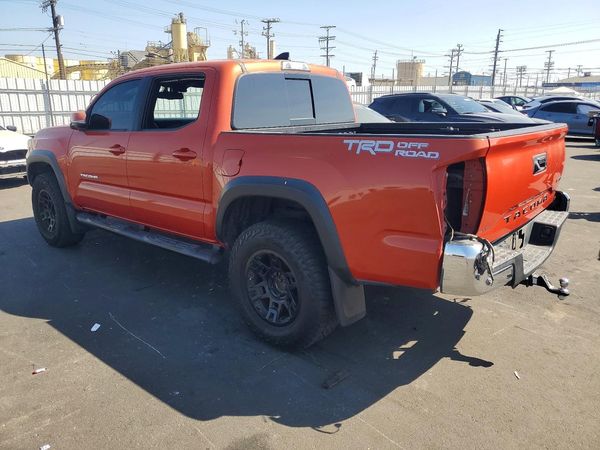 2017 TOYOTA TACOMA