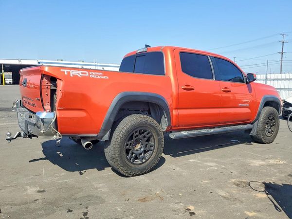 2017 TOYOTA TACOMA