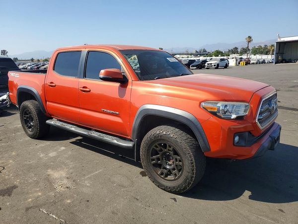2017 TOYOTA TACOMA