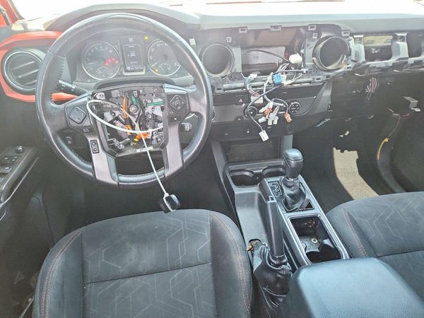 2017 TOYOTA TACOMA