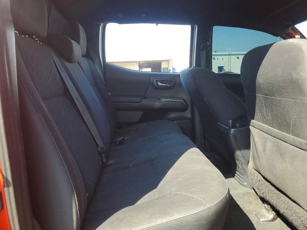 2017 TOYOTA TACOMA