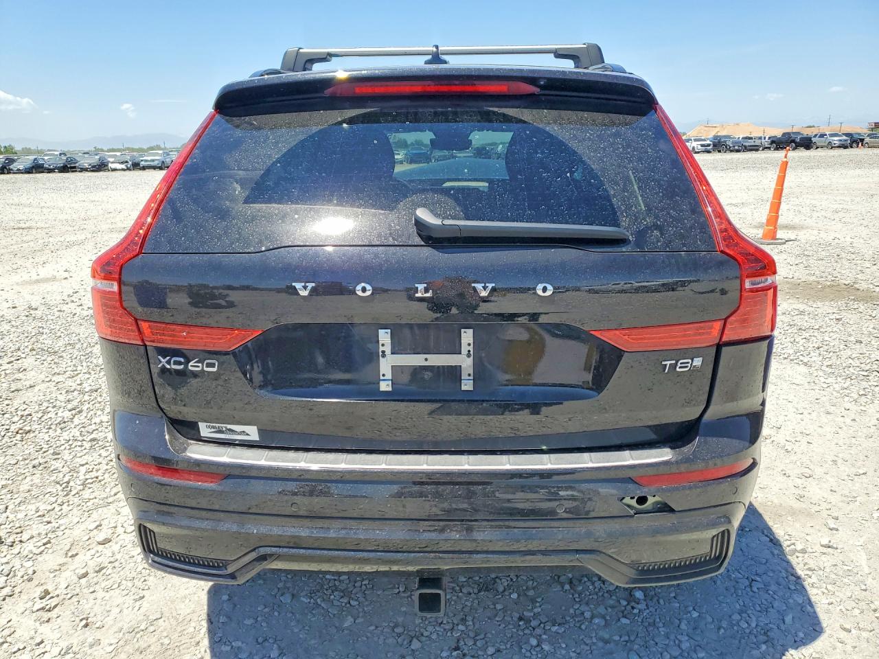 2025 VOLVO XC60 Ultra Dark