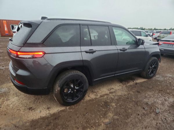 2024 JEEP GRAND CHEROKEE LAREDO 4X4
