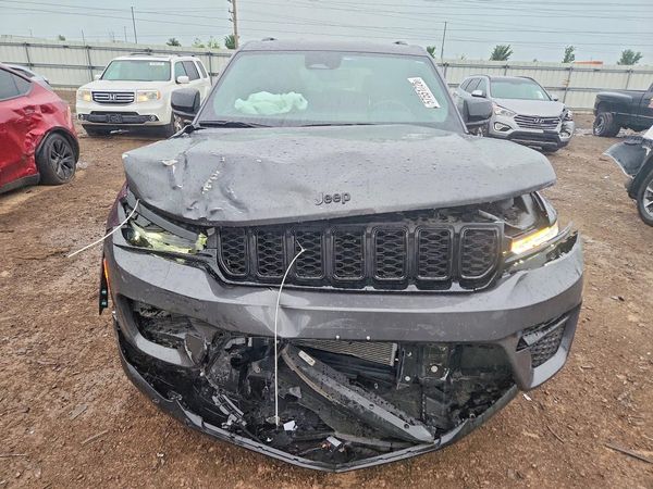 2024 JEEP GRAND CHEROKEE LAREDO 4X4