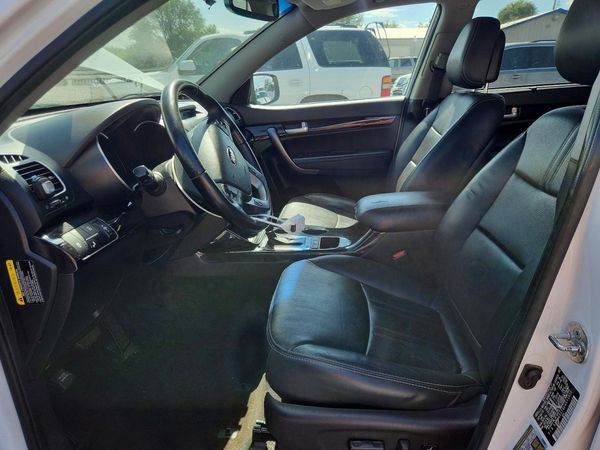 2014 KIA SORENTO EX