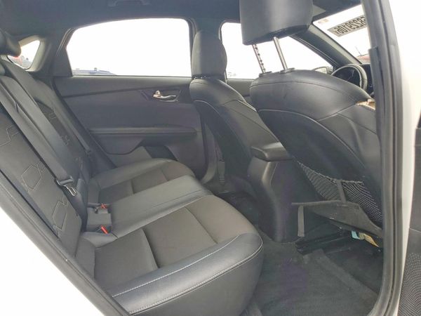 2024 KIA FORTE GT Line
