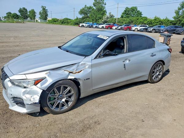 2015 INFINITI Q50 HYBRID