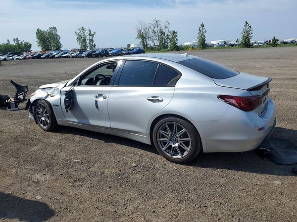 2015 INFINITI Q50 HYBRID