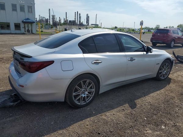 2015 INFINITI Q50 HYBRID