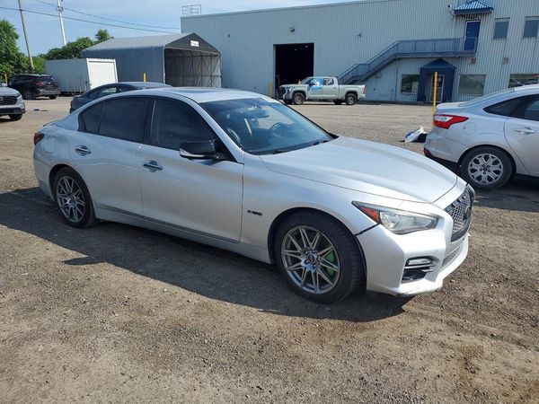 2015 INFINITI Q50 HYBRID