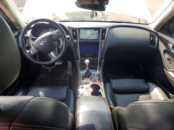 2015 INFINITI Q50 HYBRID