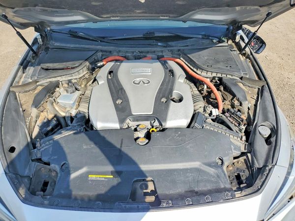 2015 INFINITI Q50 HYBRID
