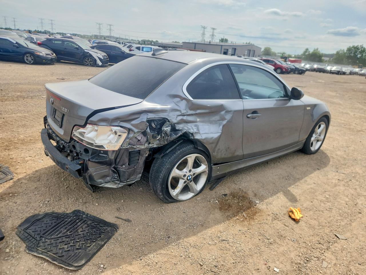 2011 BMW 128